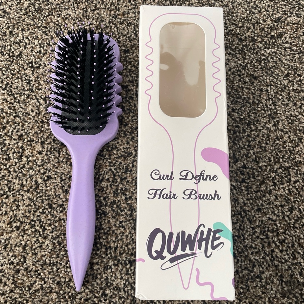 Curly Hair Brush, Curl Defining Brush, Purple NEW